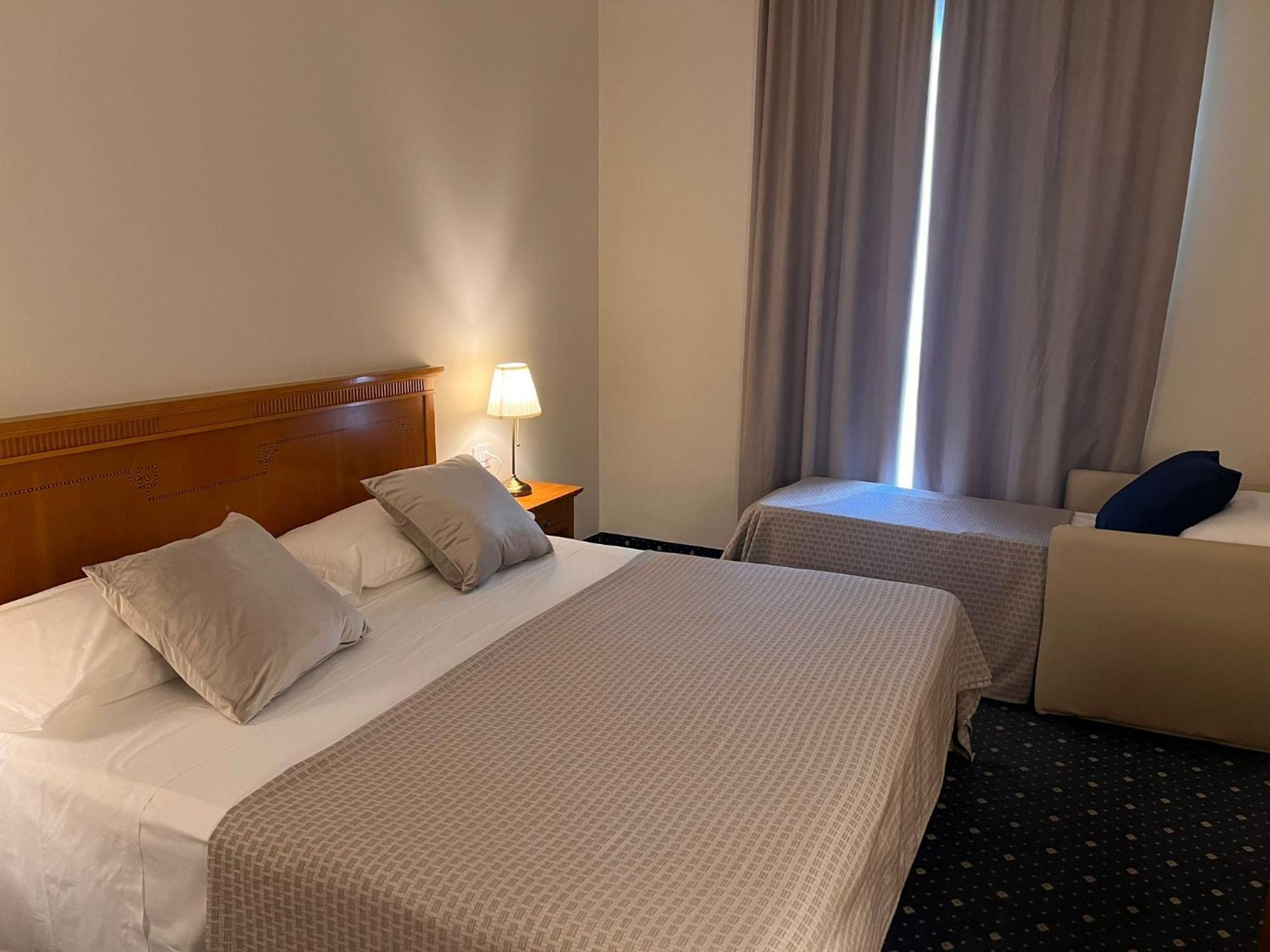 Dorè Hotel 3*