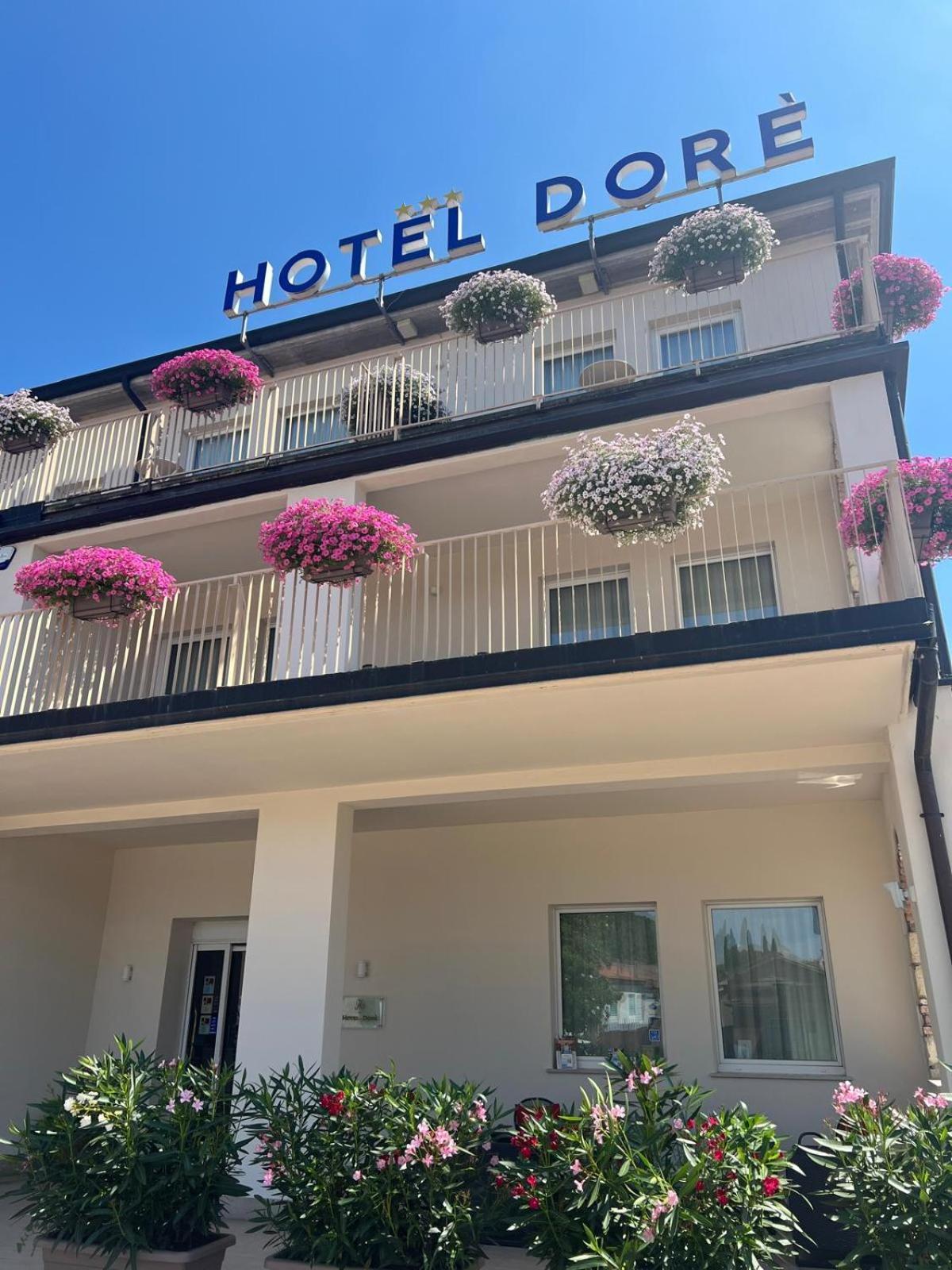 Dorè Hotel 3*