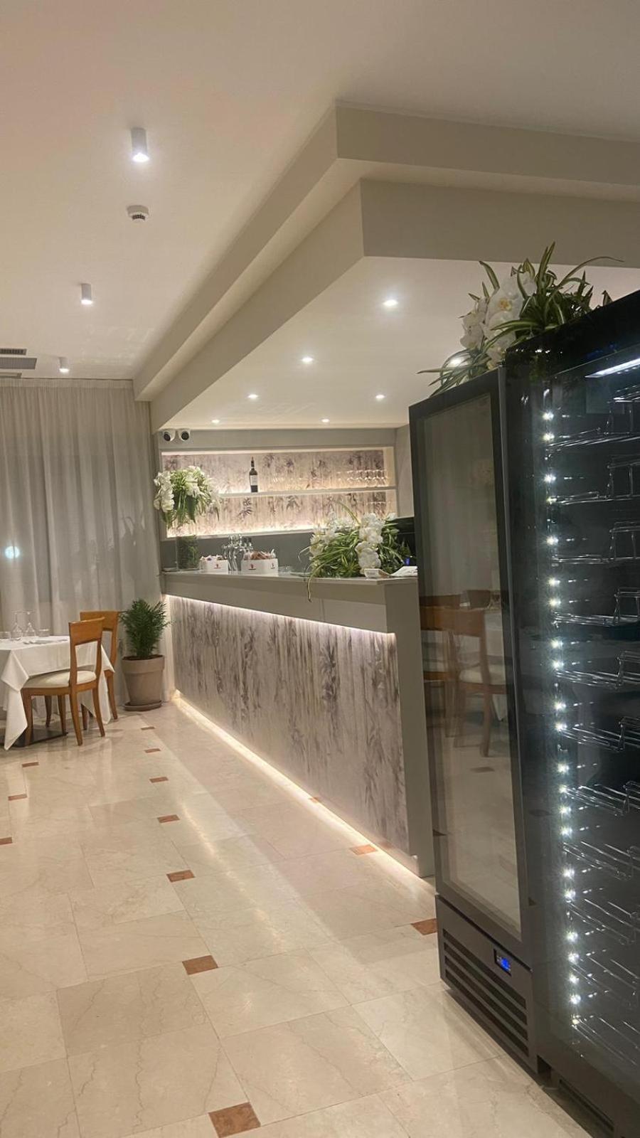 Dore Hotel
