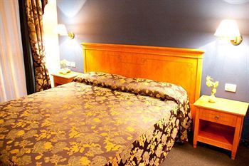 Dore Hotel